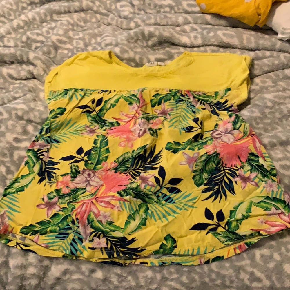 Cute floral yellow shirt